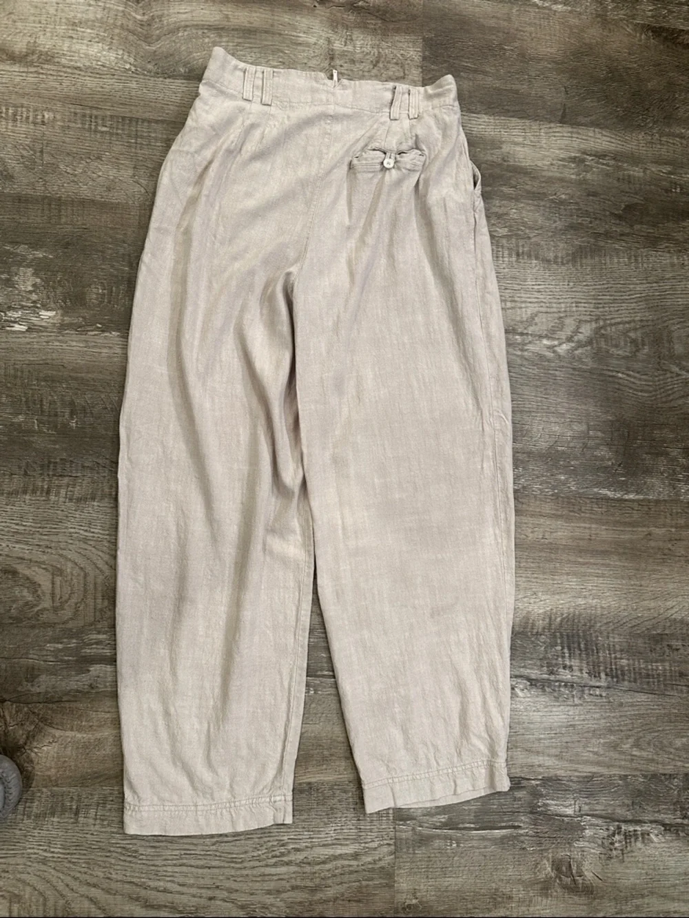 Free People Calla Pleated‎ Trouser in Light Beige - Size 8